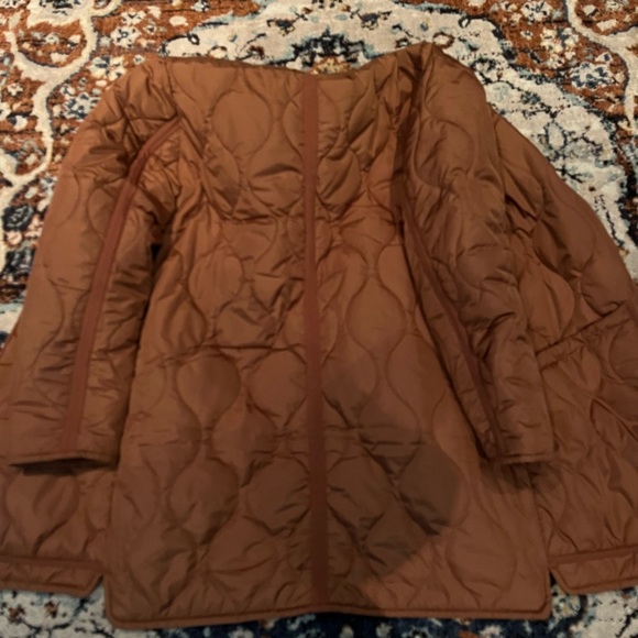 J. Crew Signature Quilted Puffer - Picture 3 of 3